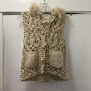 Jens pirate booty chunky knit vest size small